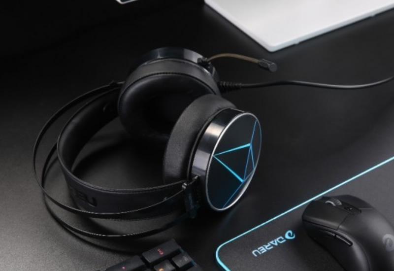Game headset